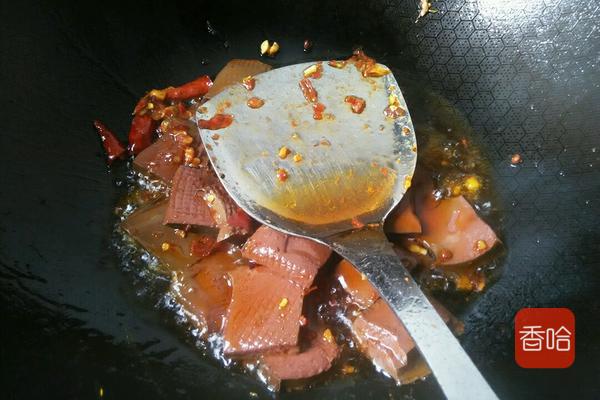 鸭血怎么烧得更嫩,鸭血怎么煮出来很柴