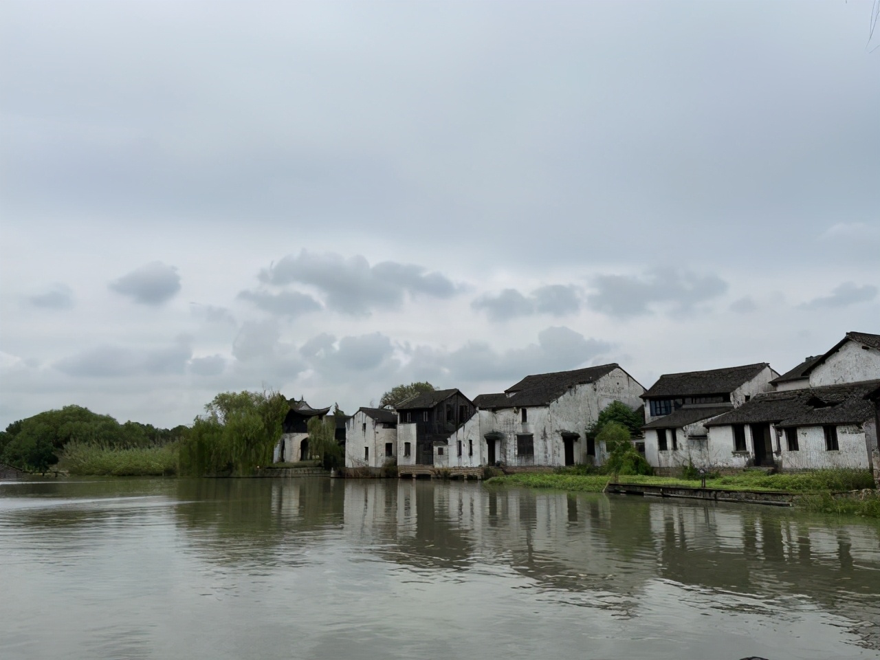 京剧沙家浜智斗阿庆嫂讲的是什么,沙家浜阿庆嫂是什么来历