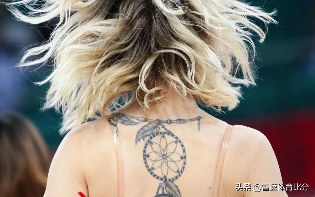 鐜嬪啝涓婄殑鐝嶇彔,鐜嬪啝鑽夎帗铔嬬硶