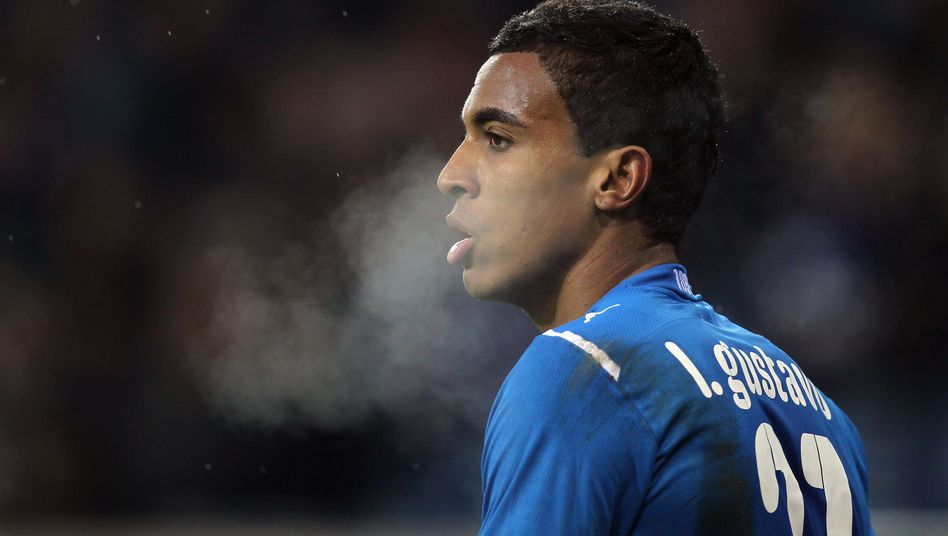 拜仁6连胜霍村,拜仁极端大闹霍村主场