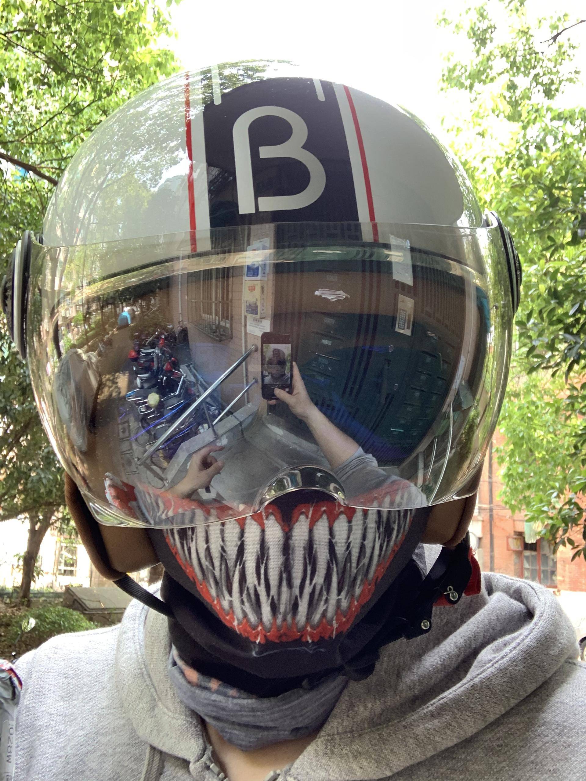 骑自行车的头盔哪个比较好,自行车头盔和电动车头盔一样吗