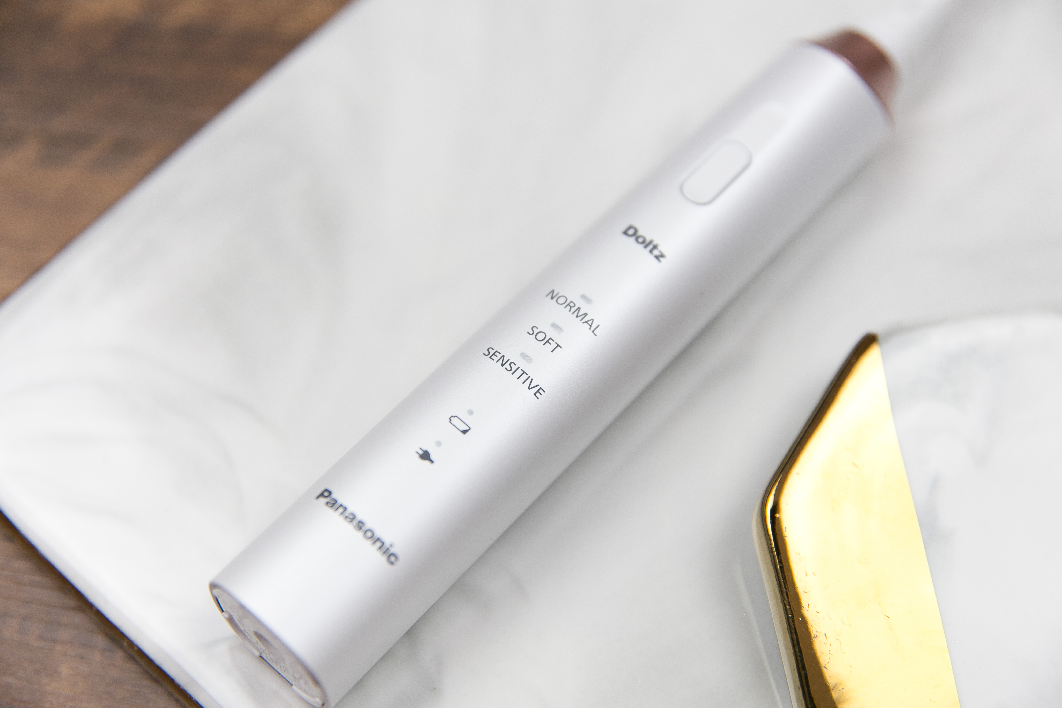 还在为繁琐的护肤步骤而烦恼吗,还在为皮肤问题困扰吗