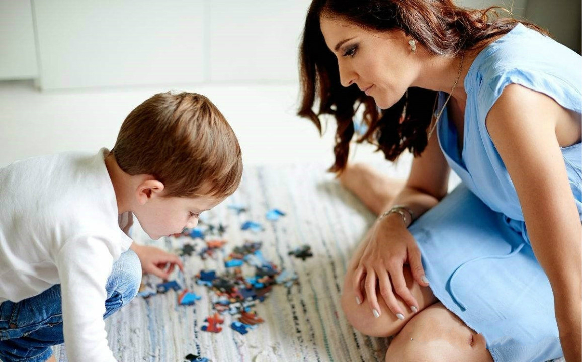 造成孩子轻易就以死相逼，是太压迫还是太纵容？家长要清楚这几点