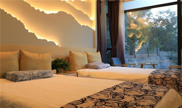 秦岭太空舱住宿,秦岭太空舱