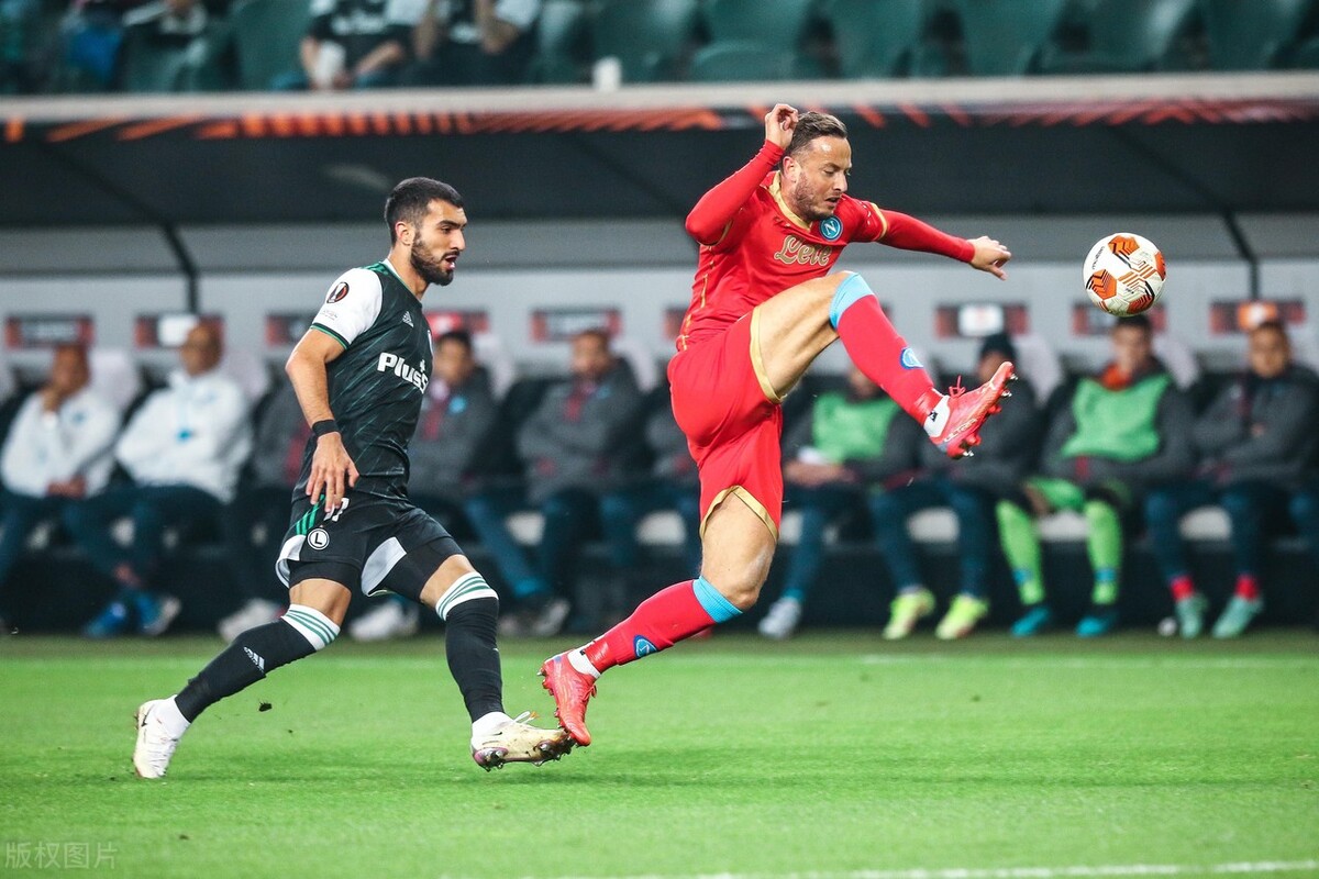 曝大冷意甲领头羊连续2轮不胜,爆冷意甲豪门倒下40%控球落后榜首