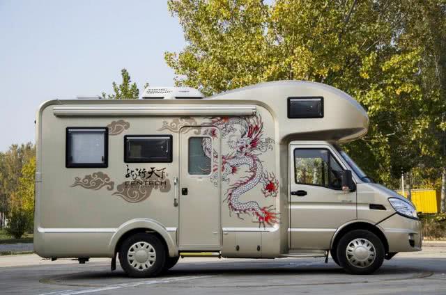 中天依维柯2045越野房车蒙古版,中天房车2021无拓展房车价格