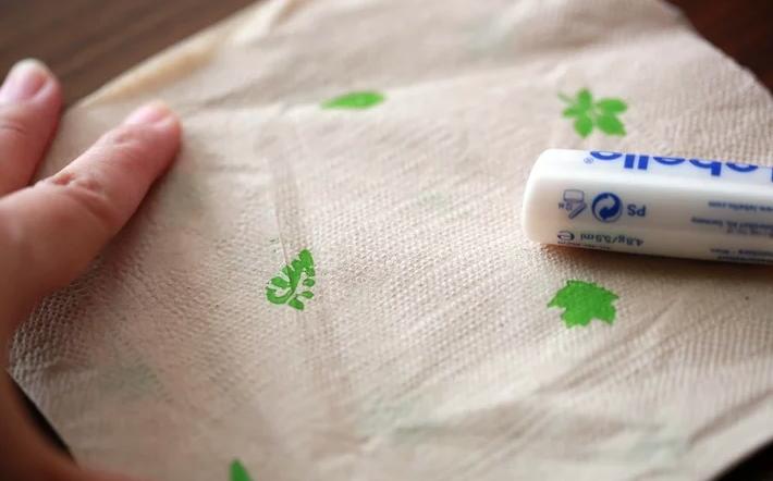 口红摔断了？先别急着喊男友买新的，让他看看破损的口红如何修复