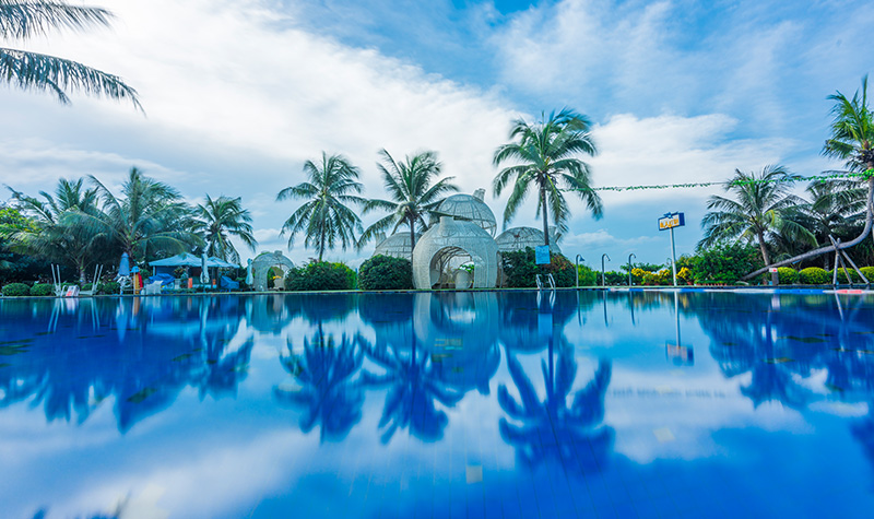 这里号称“中国马尔代夫”，连冯小刚也来取景，好吃好玩还不贵