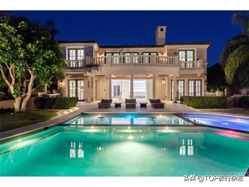 还没完！开大奔进故宫持续发酵，太和门已成“特权”停车场？