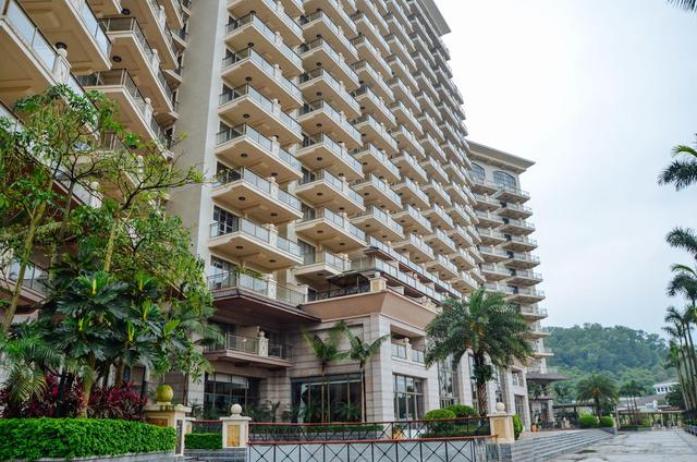 海口观澜湖高尔夫球场攻略,观澜湖总共几个高尔夫球场