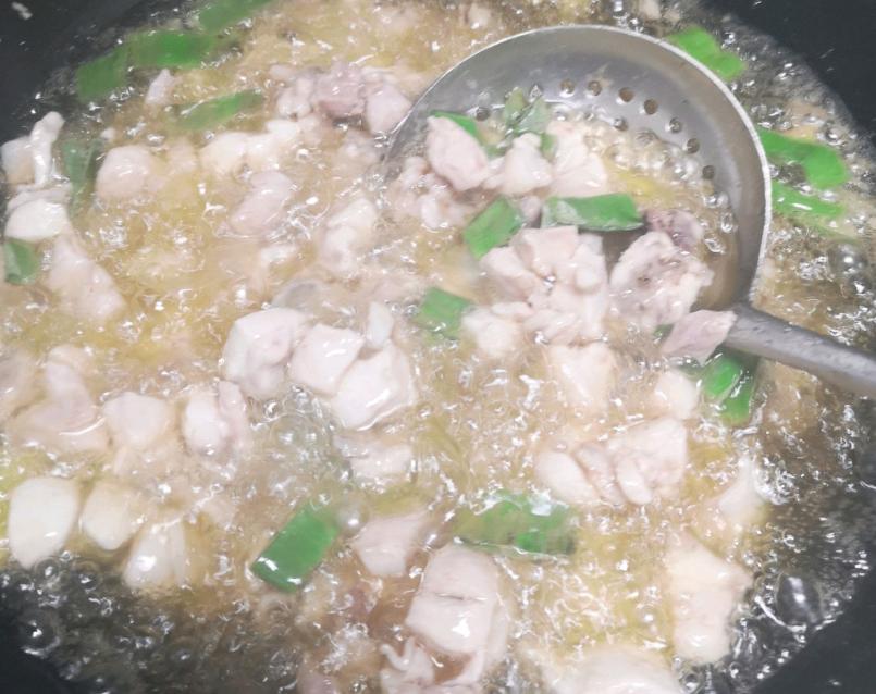 干锅兔是怎么做的,干锅兔怎么做好吃