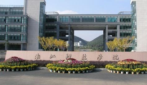 成绩一般的美术生,各省比较不错的美术类学校