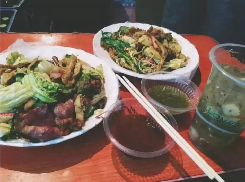 武汉鹿角巷网红店,武汉真正值得去的美食店