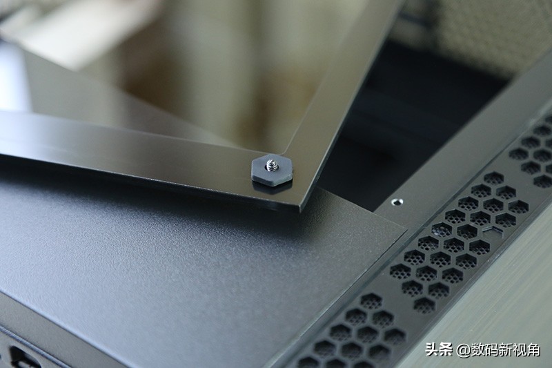 大牛拉小车的三轮摩托,大牛拉汽车视频