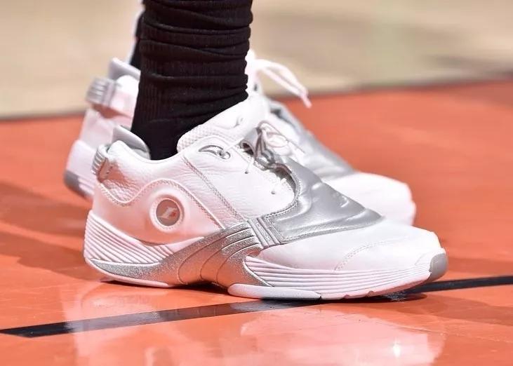 NBA球员上脚：戈登穿361度球鞋，乔治的PG4又有新配色