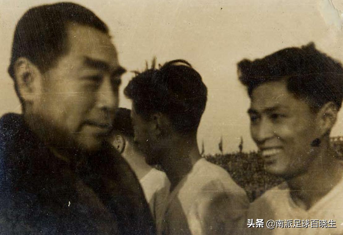 广东足球冼迪雄,国内足球悼念贝利