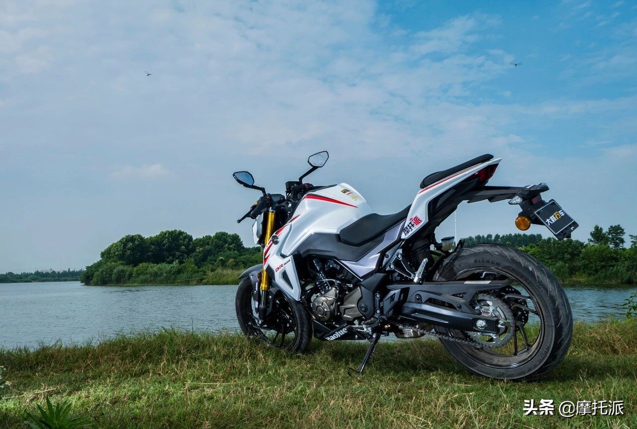 到手价三万左右的摩托车,豪爵dr300最新评测