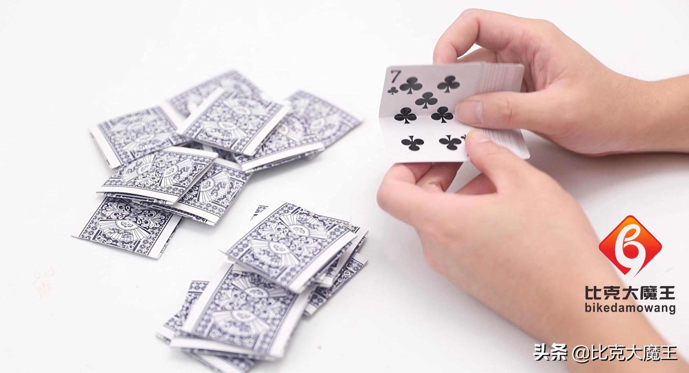 旧扑克牌别扔了，教你做解压圆球，拿到手就想玩，大人小孩都喜欢