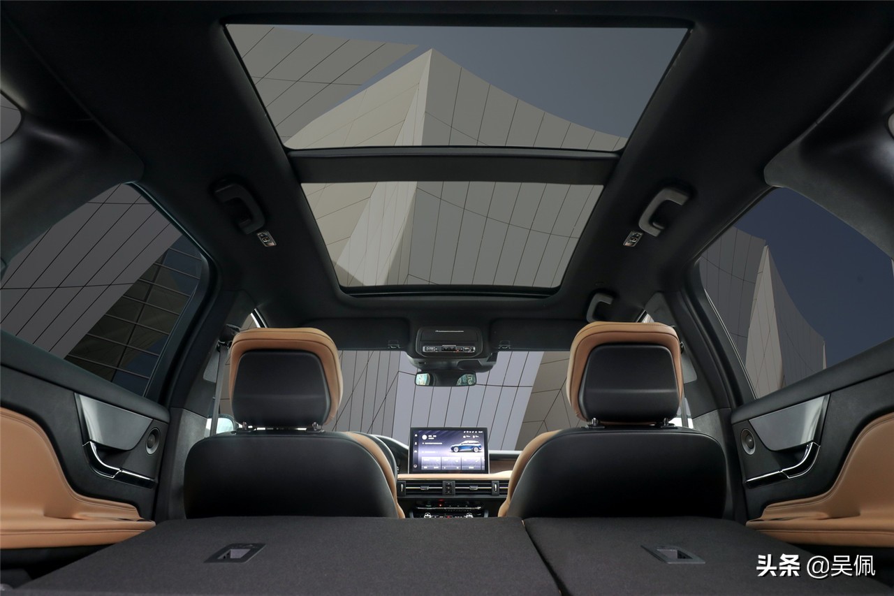 林肯全新车型30万起售,全新林肯2019款