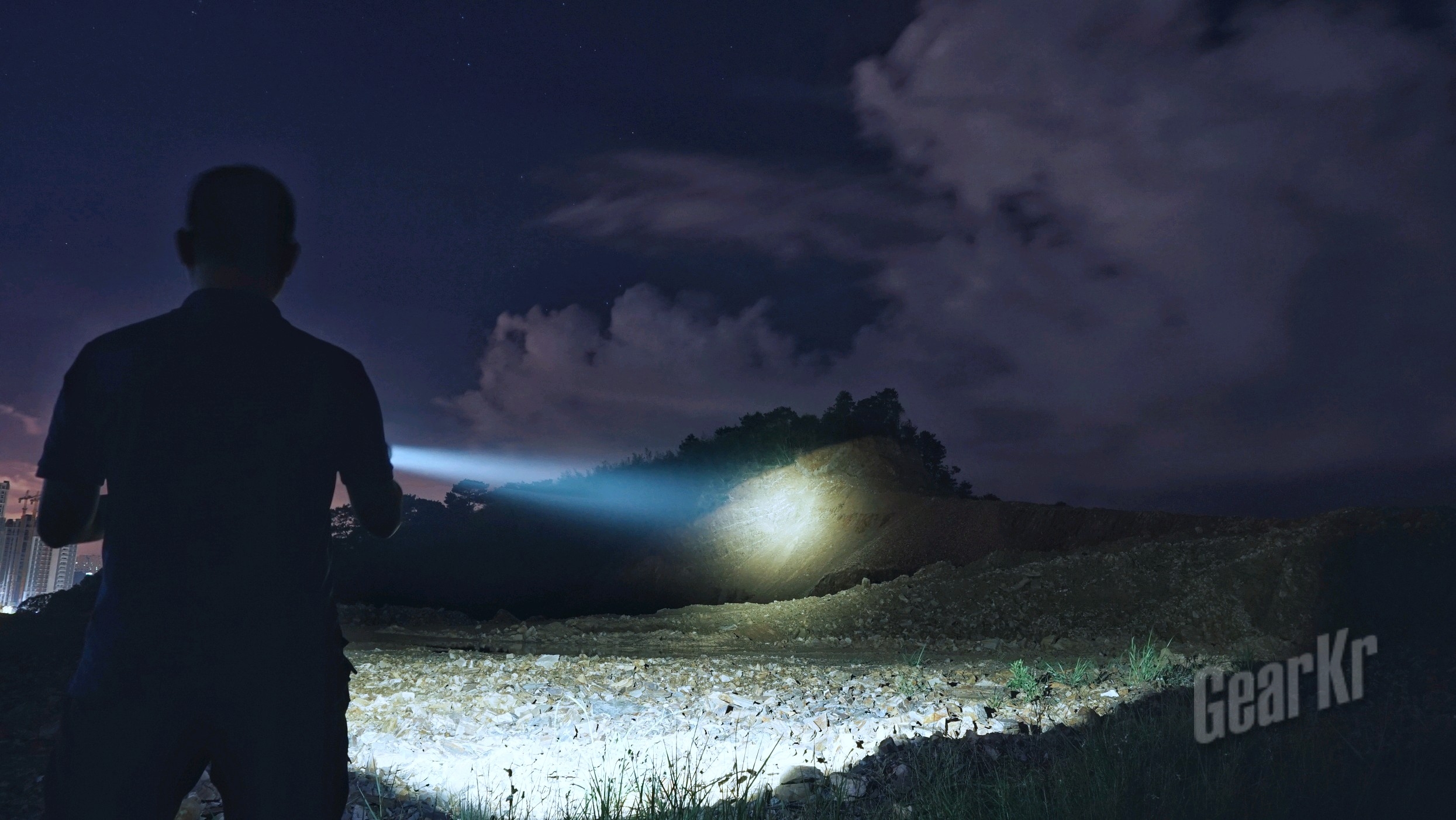 神剑手电筒,神剑手电筒远光