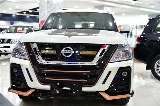 途乐xe中东版改装,途乐xe领主包围多少钱