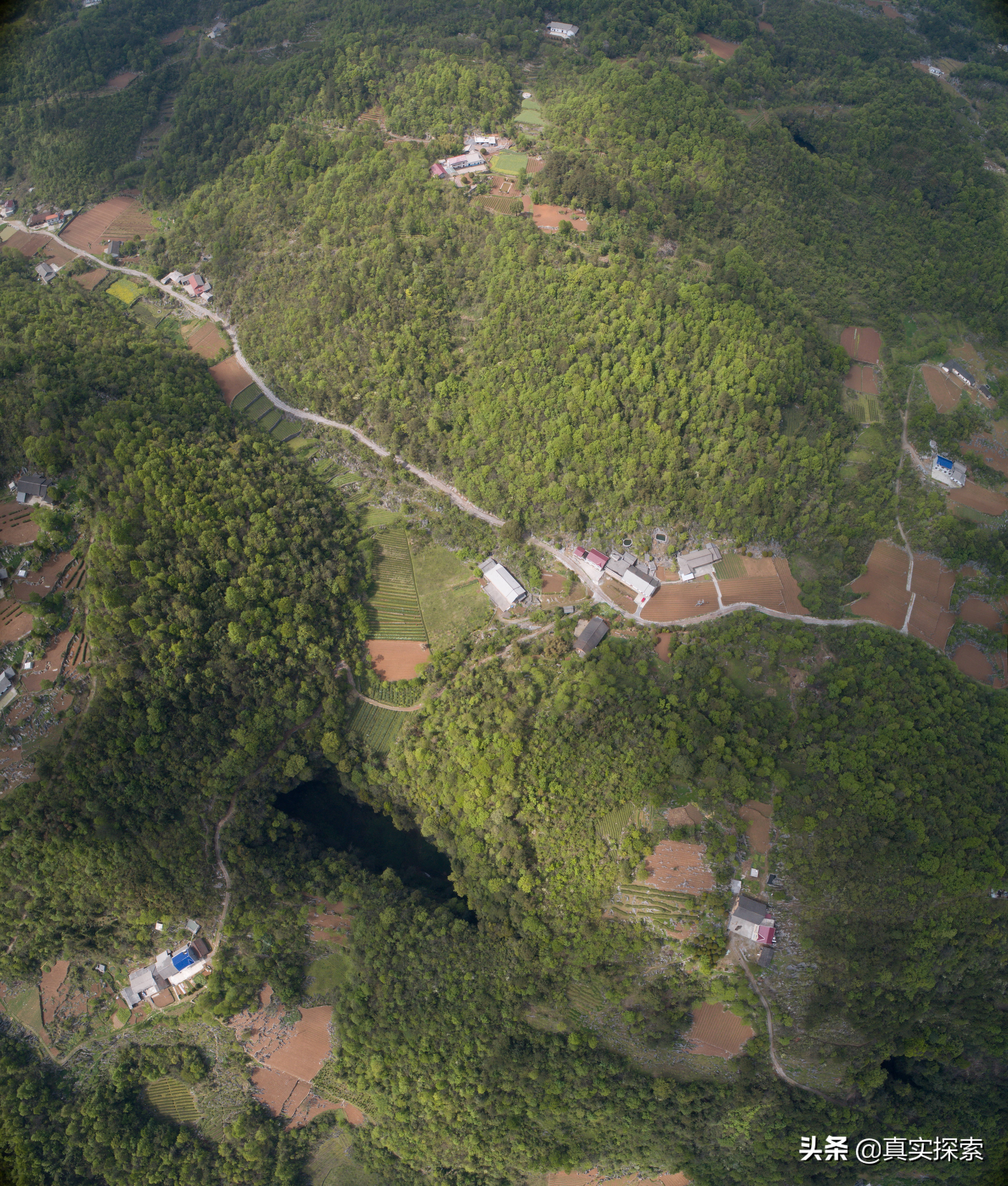 湖北天坑新发现神农架,湖北大山的神秘天坑