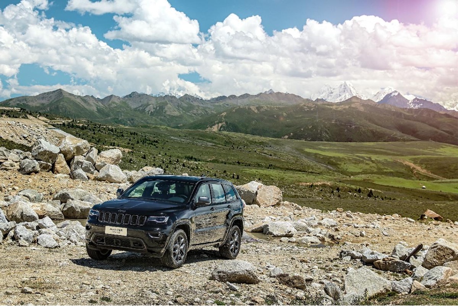 全新款2022款大切诺基,进口大切诺基四驱越野