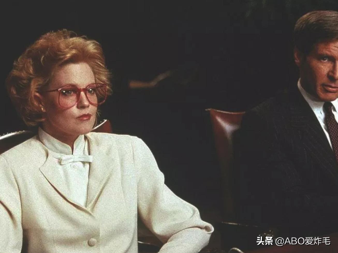 美国人用工作服暗示单身：上班穿什么，比想象的更复杂