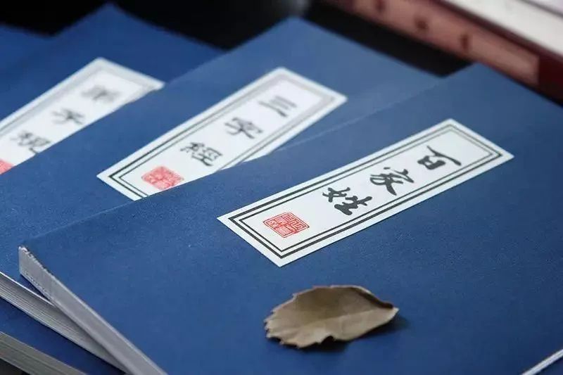 生活中有哪些容易错的字,最容易读错的68个姓氏