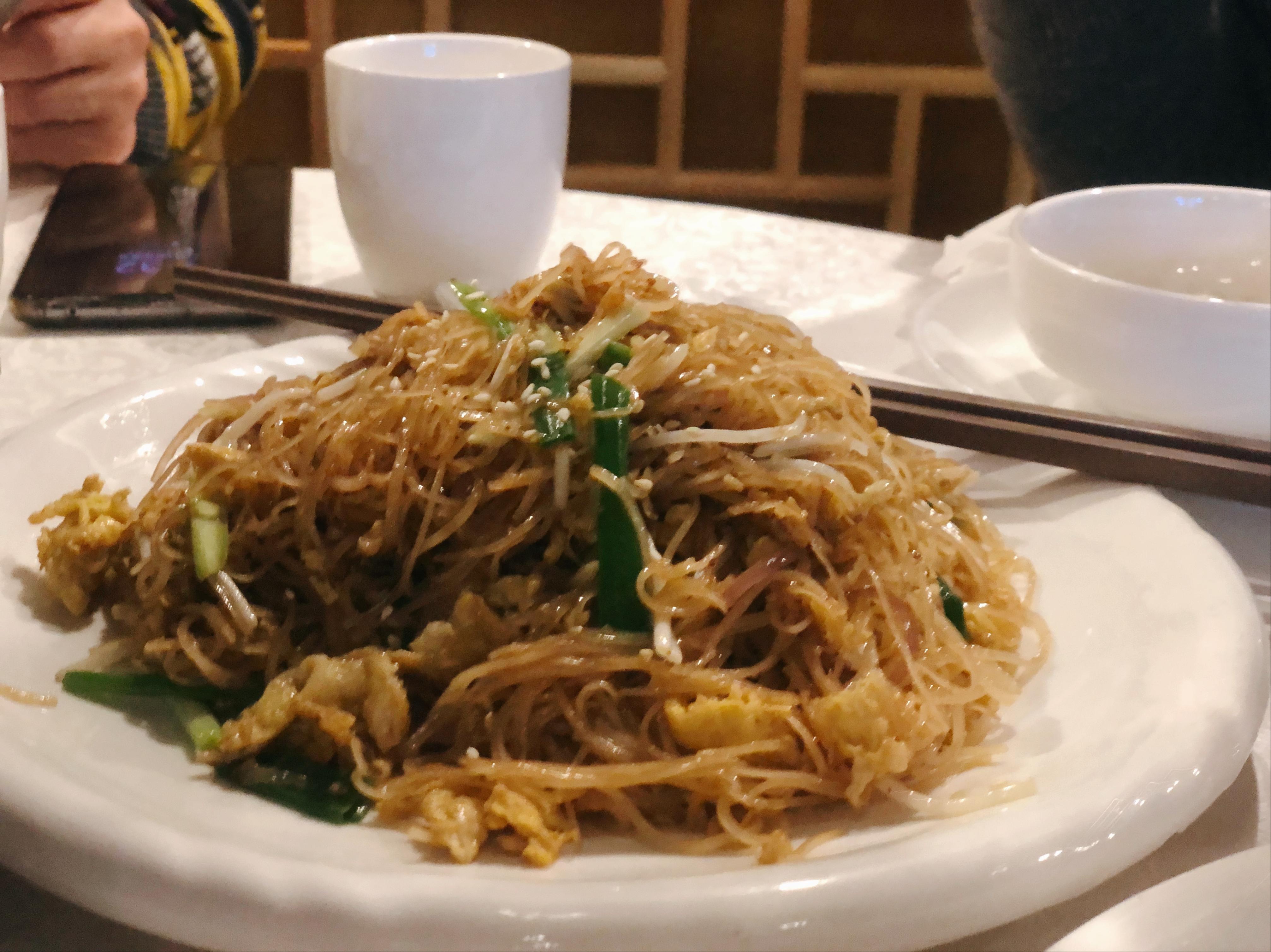 寻味武汉：坚持做传统粤菜27年不变，鸡有鸡味，鱼有鱼香