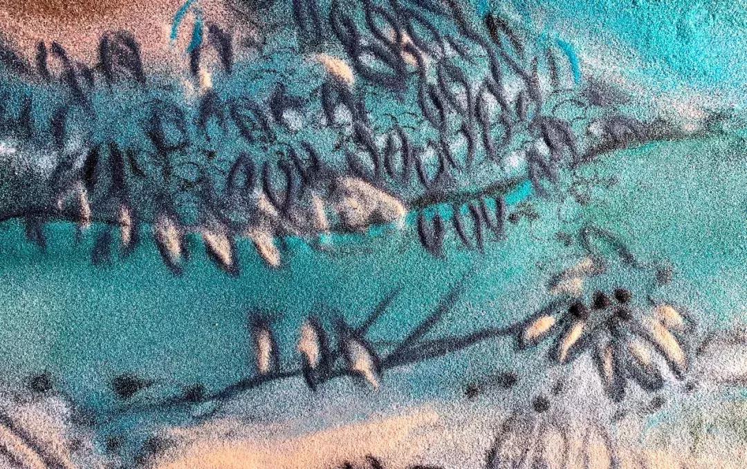 敦煌沙漠惊现64平米巨型沙画，奋战10天10夜创作，仅存在一天就消失