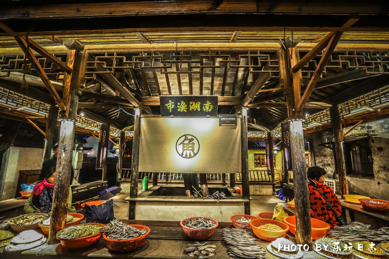 江南周庄古镇夜景美如画,推荐一个好的地方周庄古镇