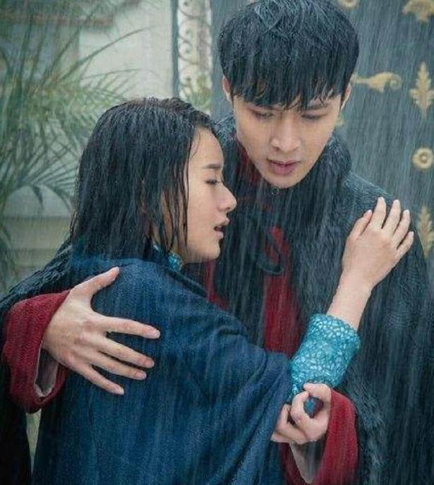 感情就像是煮开的水，沸腾过后便进入慢慢变凉的过程