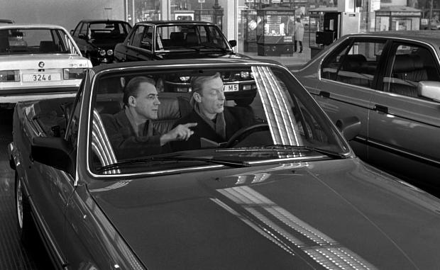 柏林苍穹之下,柏林墙之墙