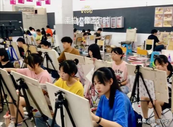 上高中的女儿该怎样沟通,上高中的女儿主动学习