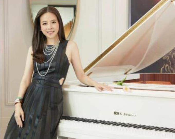 伍伦盼泰国女足,泰国足协女主席伍伦盼