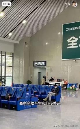 云南丽江观光火车路线,丽江到大理的网红火车沿途风景