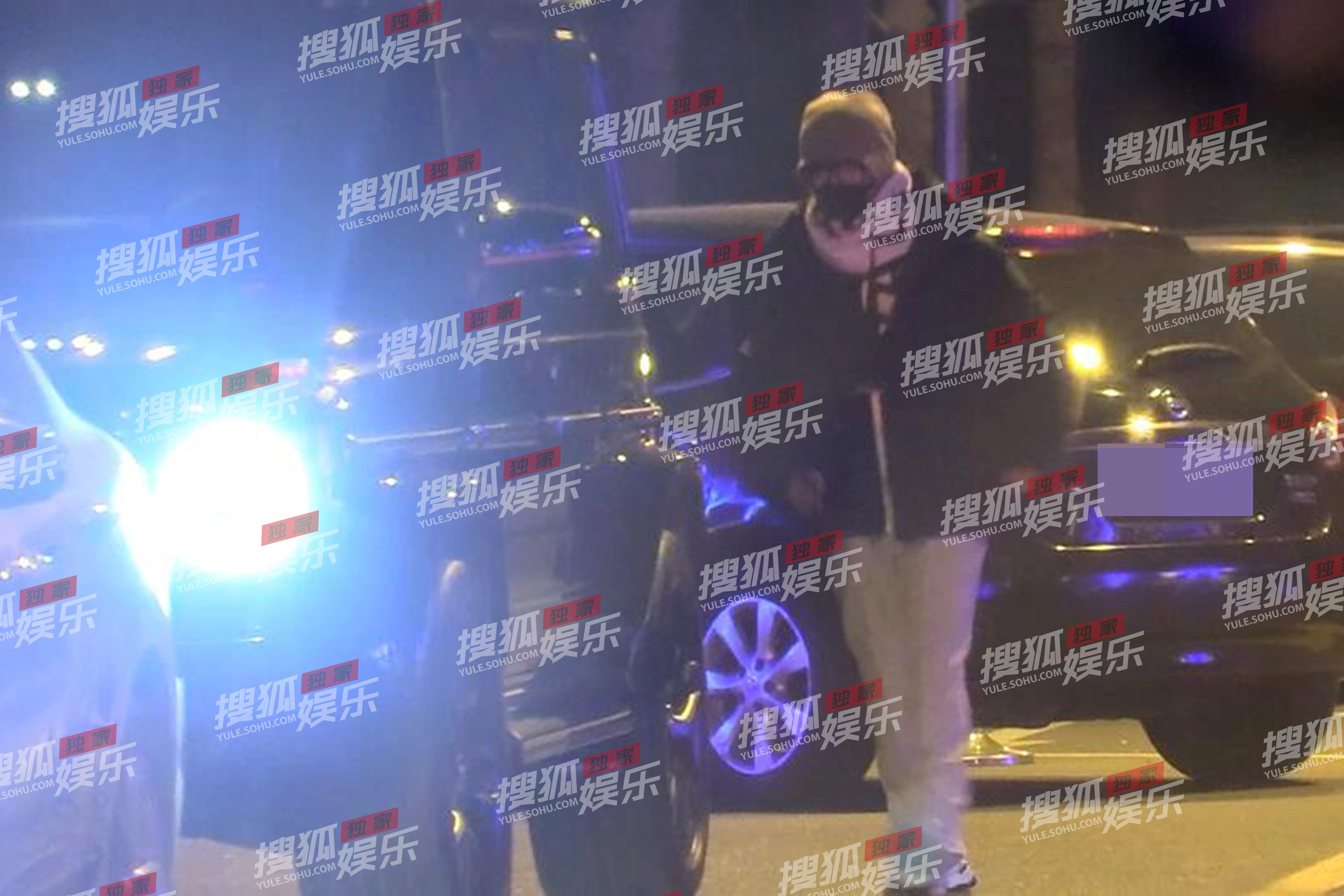 王宝强前脚到前妻家接娃，女友后脚夜会四男，冯清会是马蓉第二吗