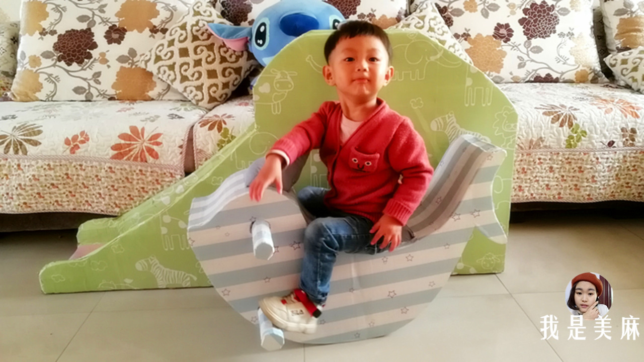 用纸箱给孩子做玩具简单的,爸爸用纸箱给孩子做玩具