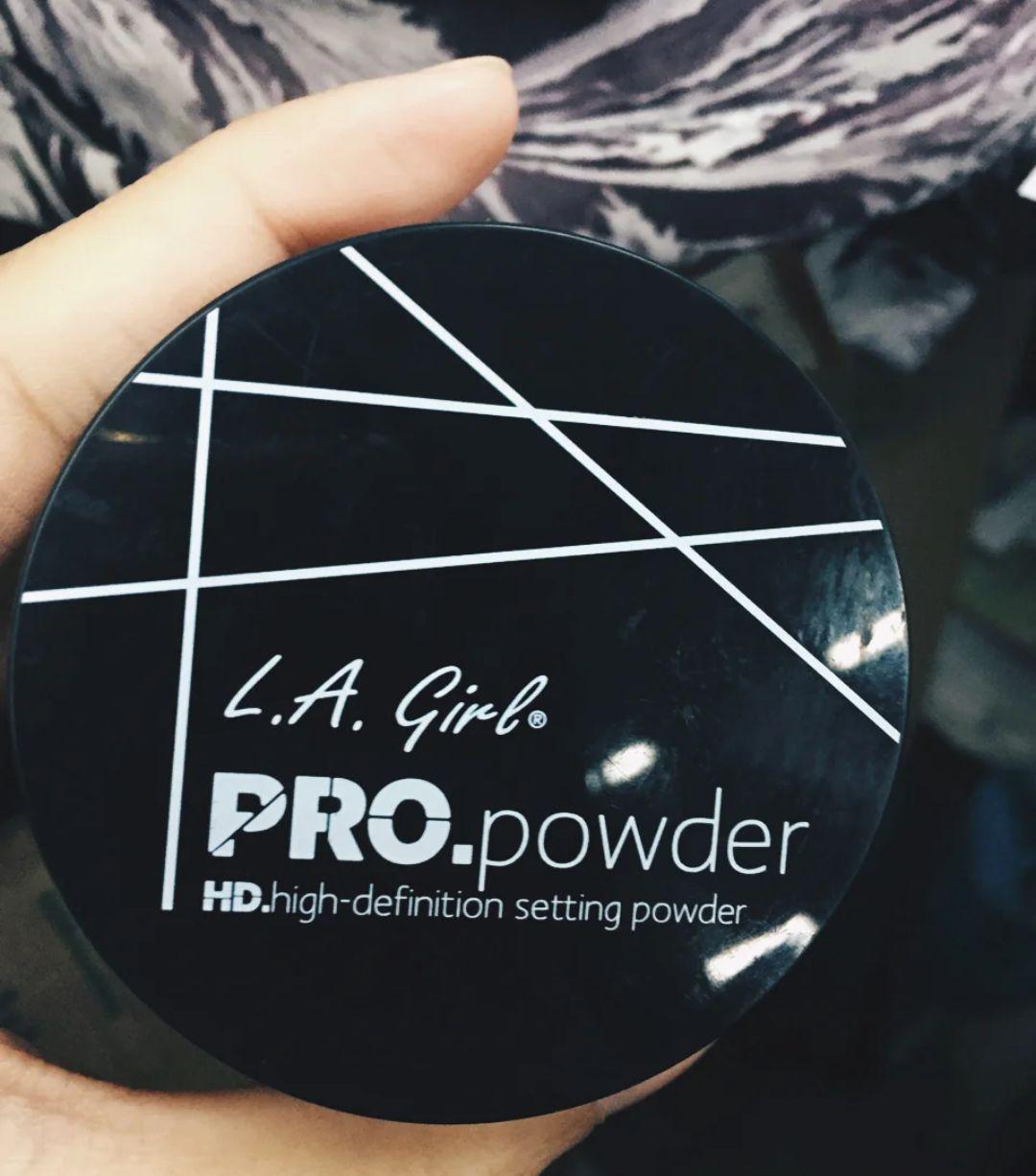 网红爆款细腻控油散粉,黛珂散粉和花西子散粉哪个好用