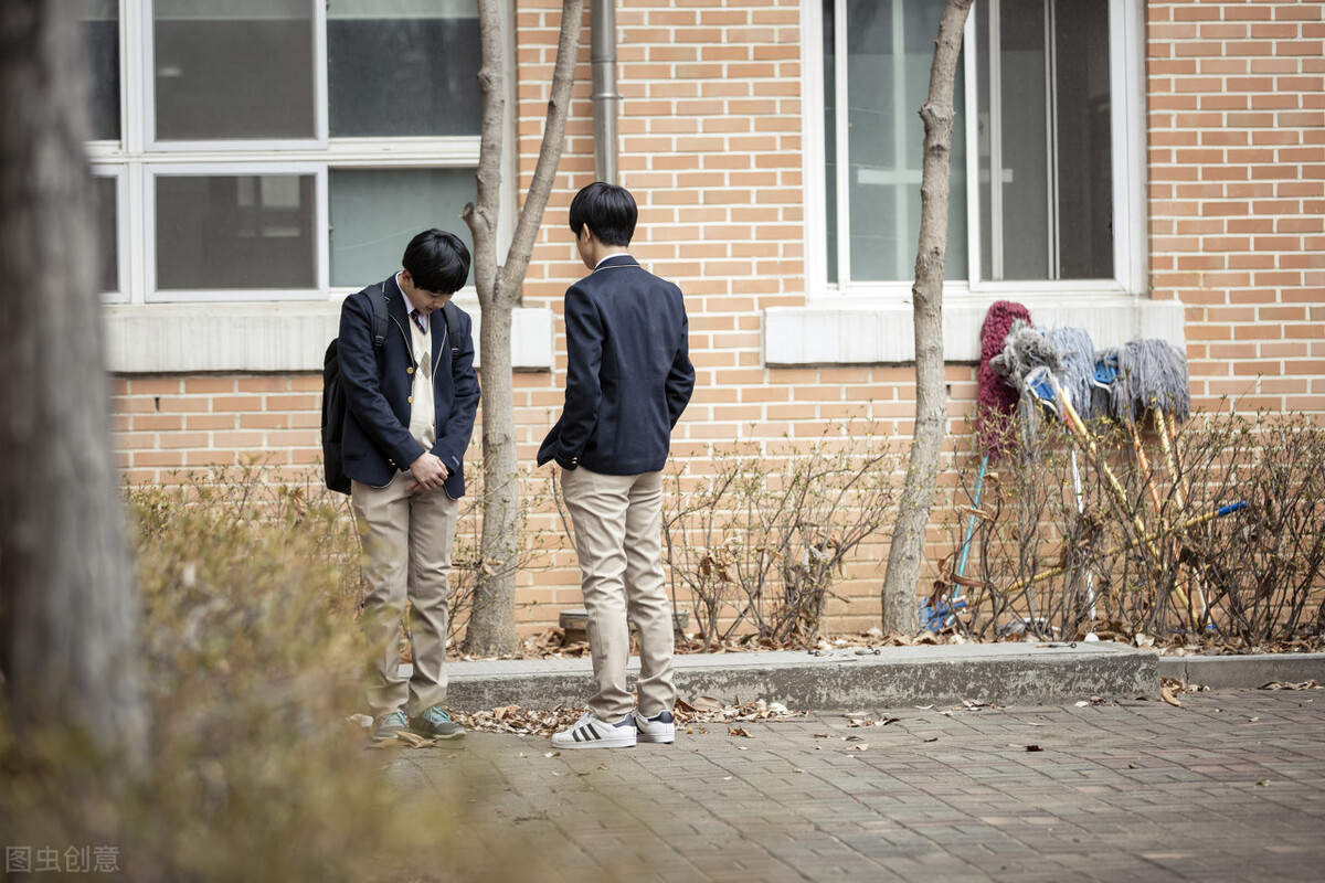 东北往事回忆录之我的*蛋操**初中时代和我的牛马数学老师