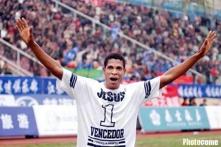 桑托斯进球纪录,桑托斯第一球星