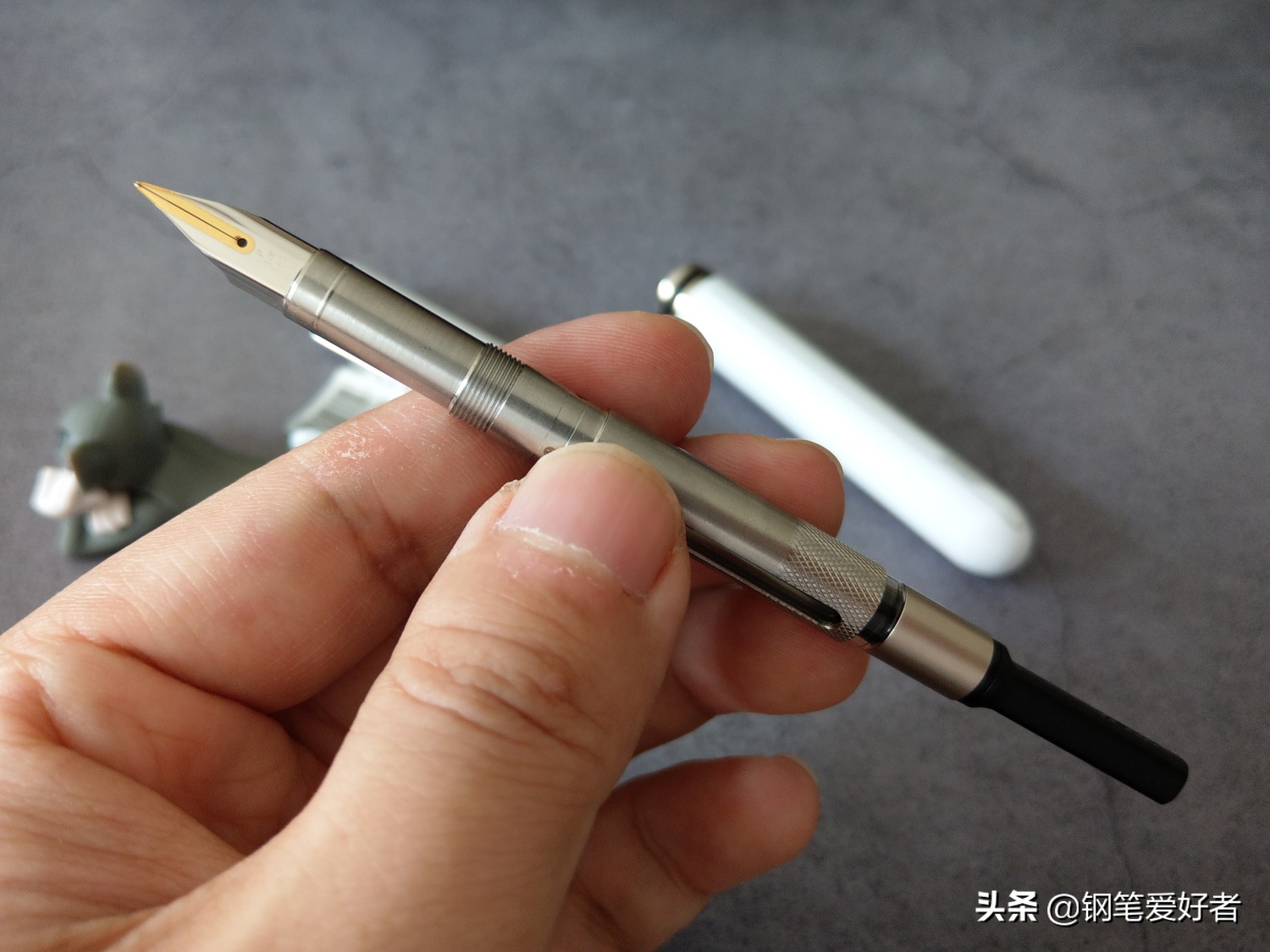 凌美焦点cc钢笔测评,lamy凌美钢笔尖粗中细怎么分辨