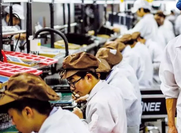 耐克阿迪专卖店的鞋是假的吗,阿迪耐克折扣真的假的