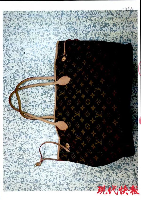 塑料姐妹情！相处不错的同事，竟然卖给我假LV！