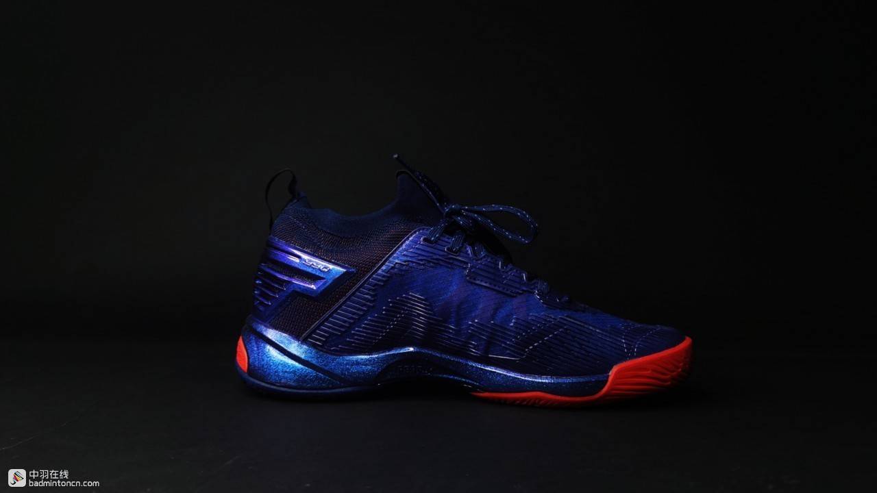 迪卡侬bs990,迪卡侬bs990与尤尼克斯88d