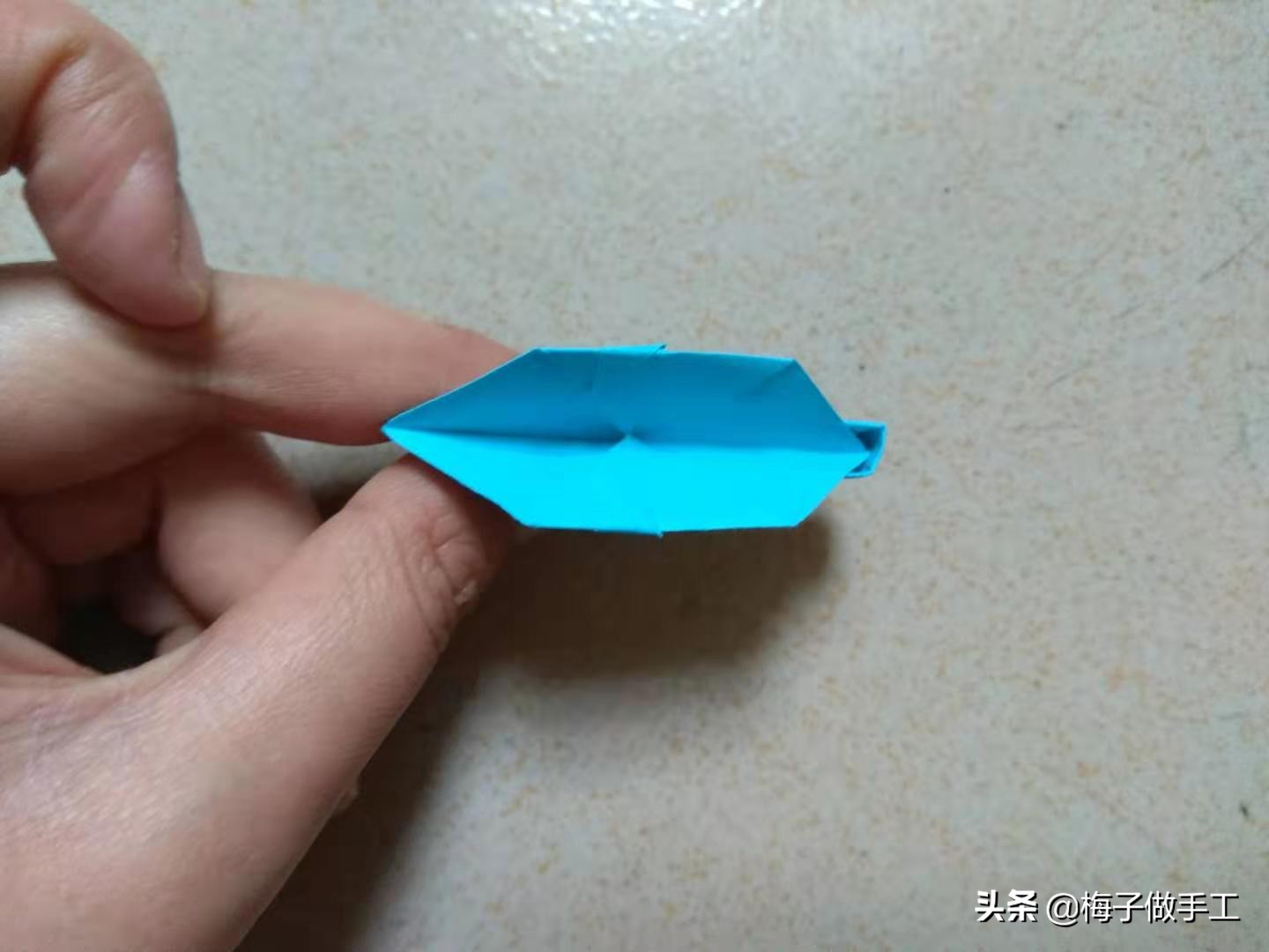 折花篮简单又漂亮不用胶水一张纸,用纸折一个小花篮