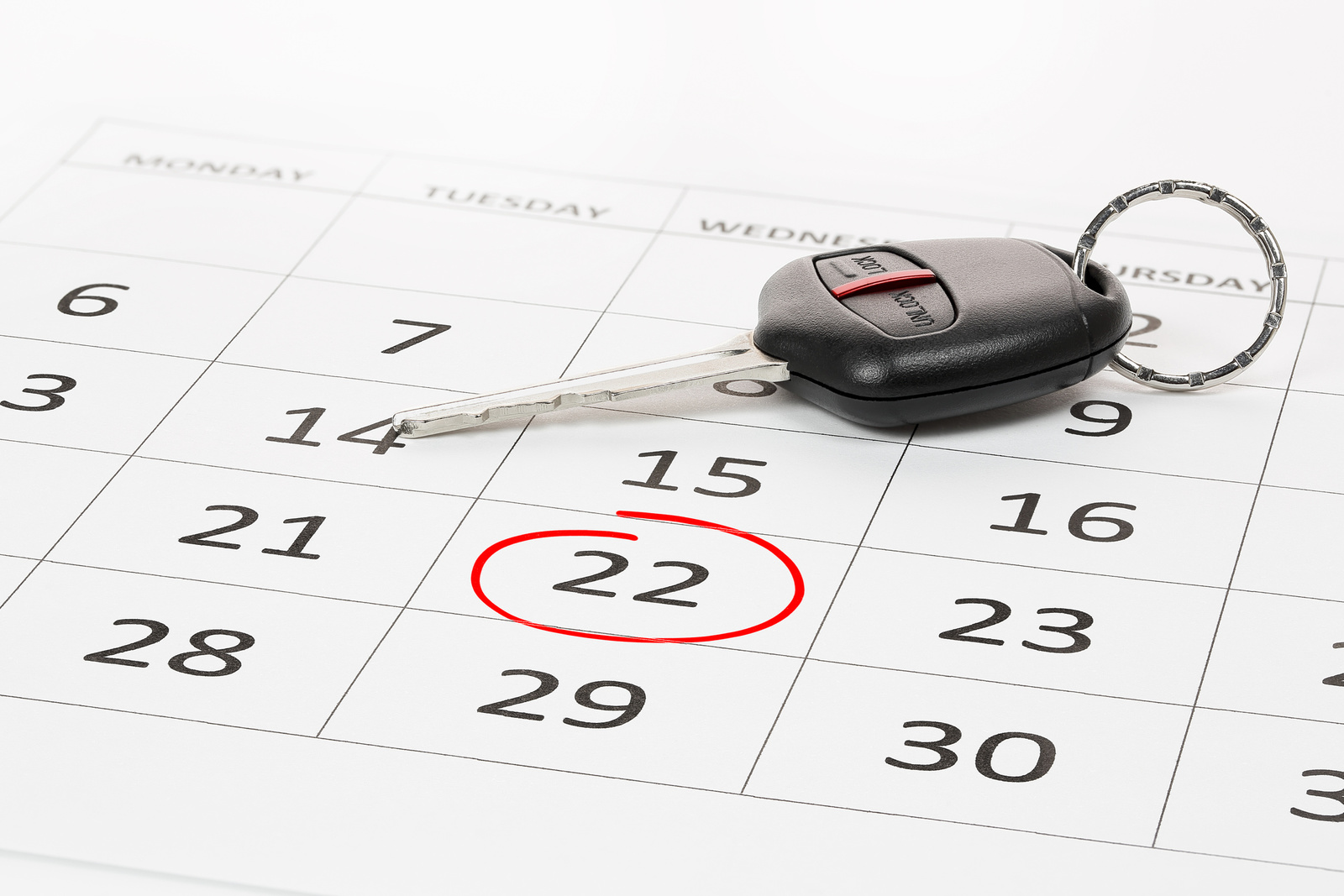 汽车老是显示请检查轮胎压力,怎么检查轮胎气压够不够