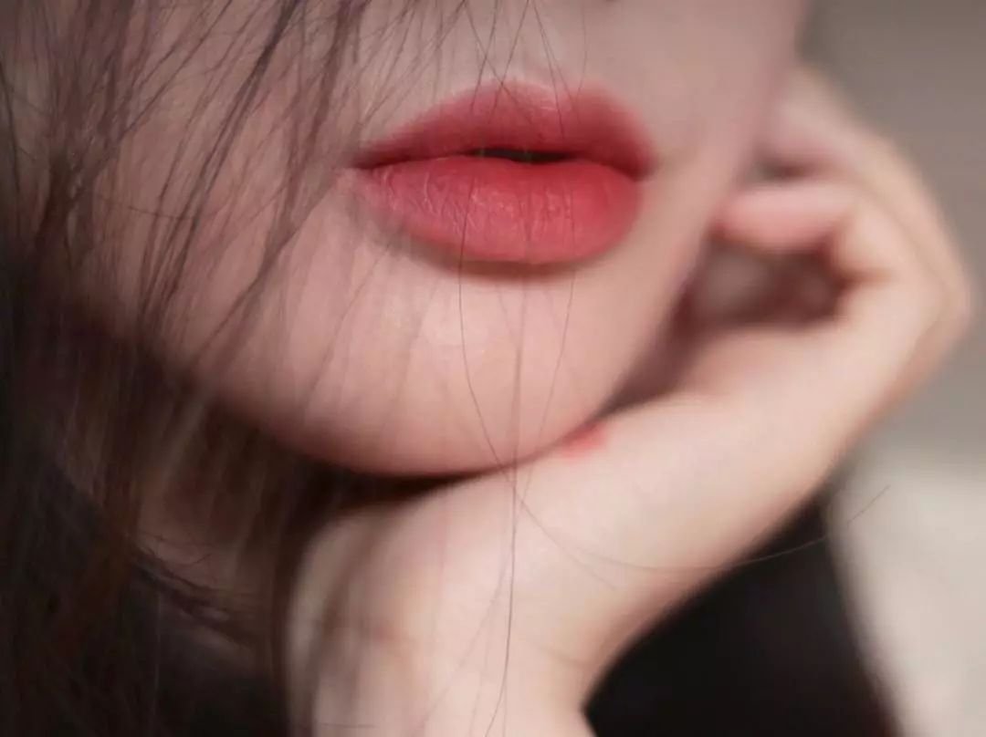 这几款泰国斩男色口红，让你美翻天！下一支断货王一定是它！
