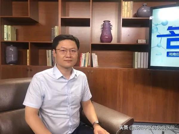 河南学子患股骨头坏死经系统治疗效果明显,今年考取理想高中